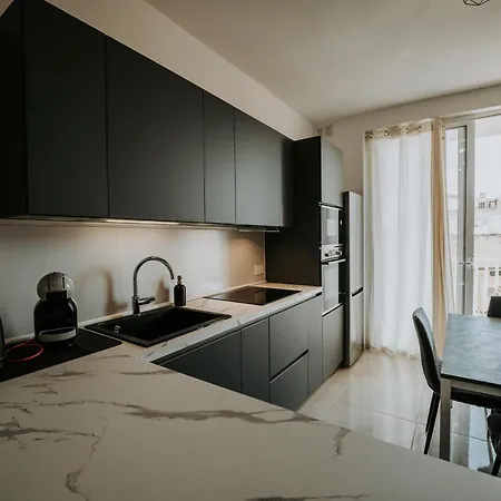 Brand New Located In By Sf Homes Apartamento *