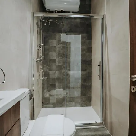 Brand New Located In By Sf Homes Apartment *